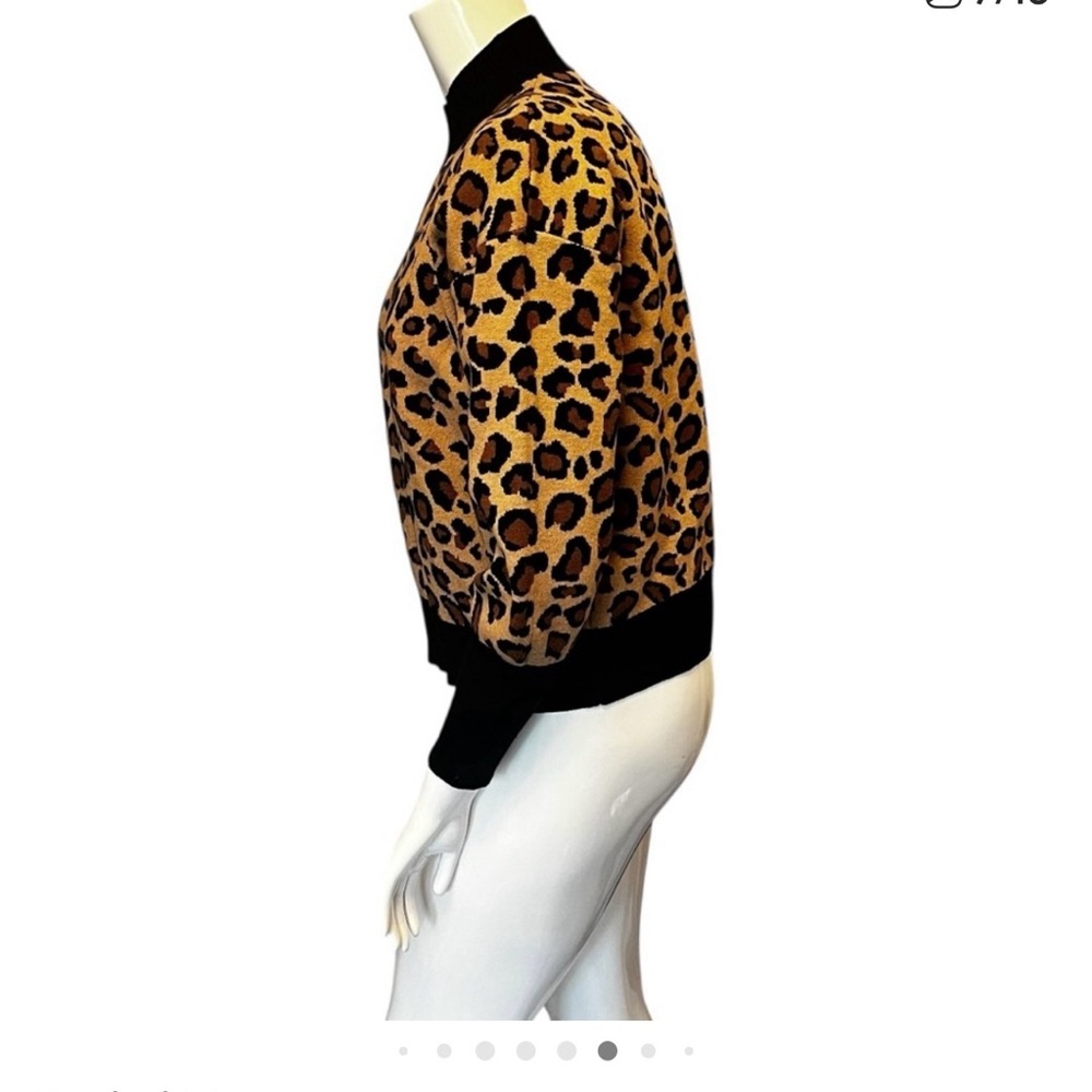 Rachel Zoe Animal Print Sweater/ jacket with Black ribbed waist cuffs. Trim